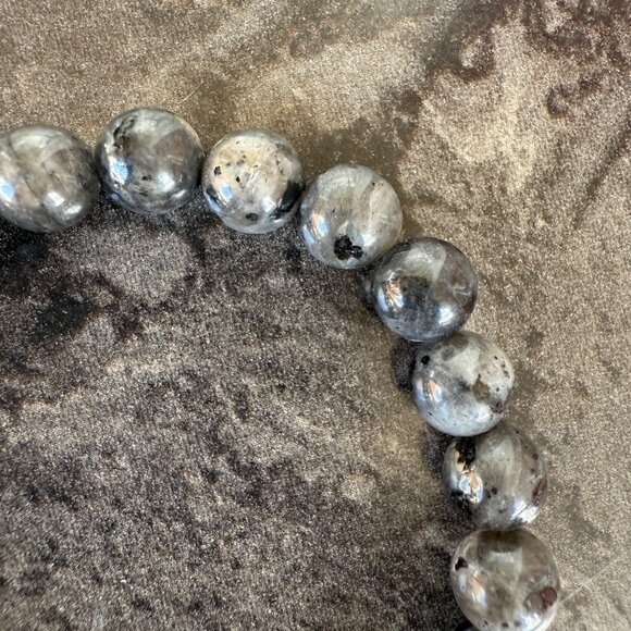 Gray Labradorite Energy Bracelet 6.75 inch Natural Stone Beaded Stretch 8mm Bead - Picture 9 of 11